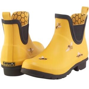 Galleria Gold Bees Chelsea Rain Boot / Yellow Bee Print Ankle Rain Boots NWB